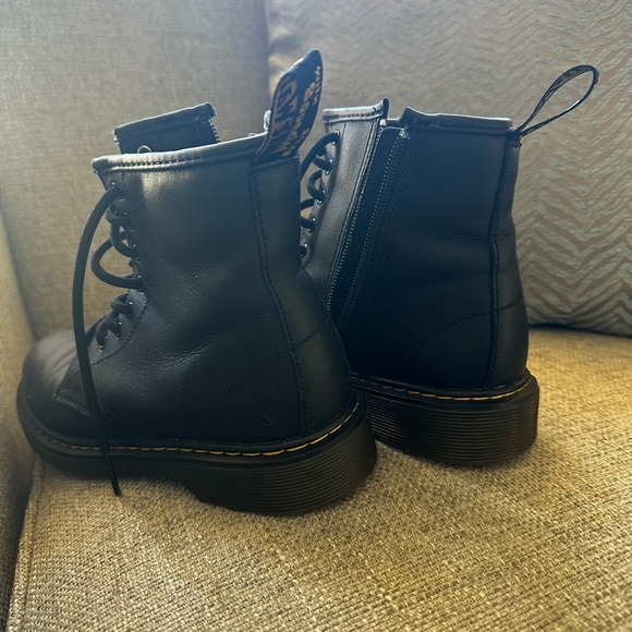 Dr. Martens Boots - size 4 - Picture 3 of 4